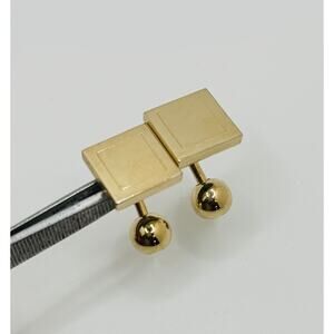 Vintage Gold Tone Cuff Links 
Approximate .5in